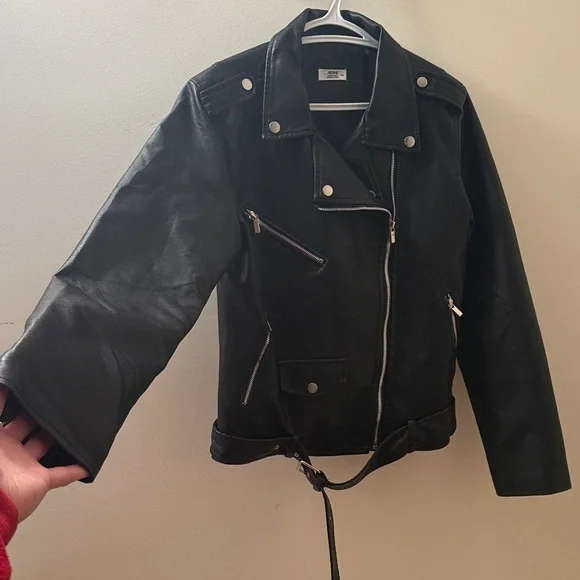 Black Polyurethane Jacket - Picture 4 of 12